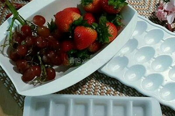 花朵水果冰雪碧特饮的做法图解4