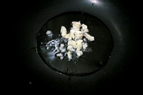 菜心炒瘦肉的做法图解4