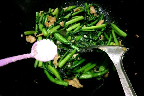 菜心炒瘦肉的做法图解7