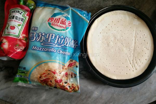 烤肉披萨的做法图解1