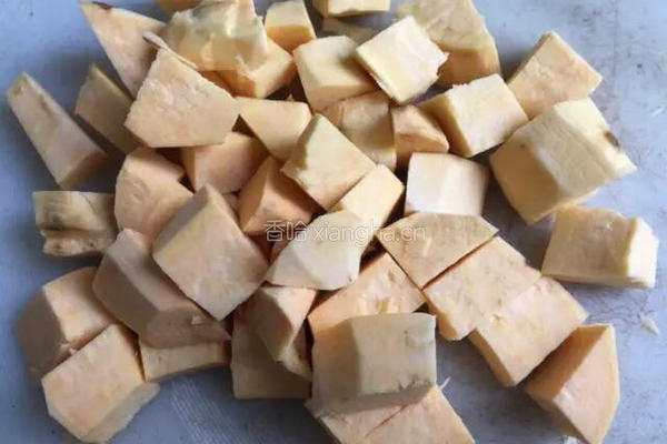 桃胶皂角米红薯燕窝羹的做法图解3