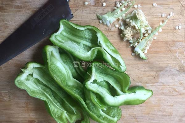 青椒西红柿（默然私房菜） 的做法图解2