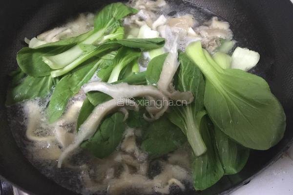 青菜排骨汤的做法图解7