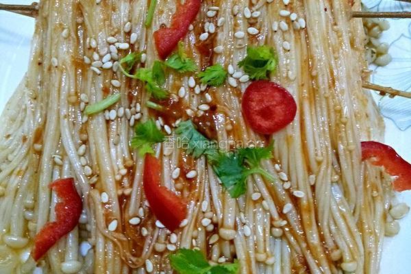 铁板金针菇的做法图解1