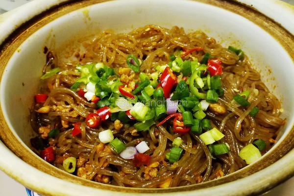 咸鱼肉末粉丝煲的做法图解10