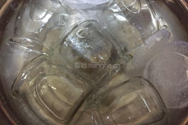 自制电饭煲酸奶的做法图解3