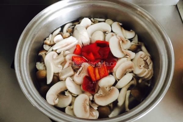 双菇牛柳的做法图解3