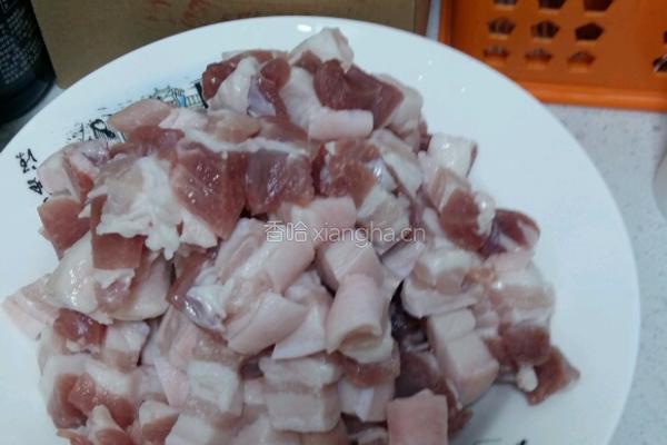 小块自制红烧肉的做法图解3
