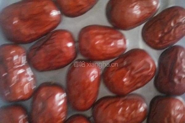 半梅糯米红枣的做法图解3