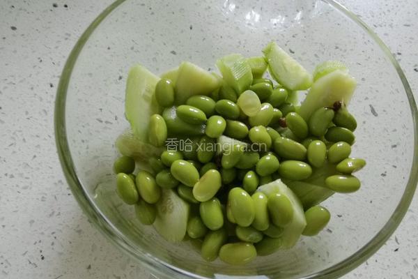 毛豆拌黄瓜的做法图解6