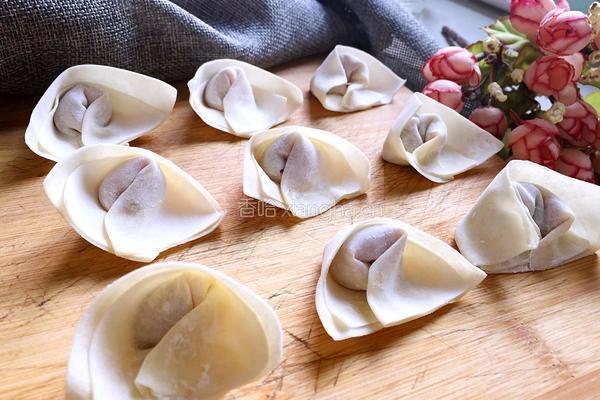 香葱瘦肉馄饨的做法图解10