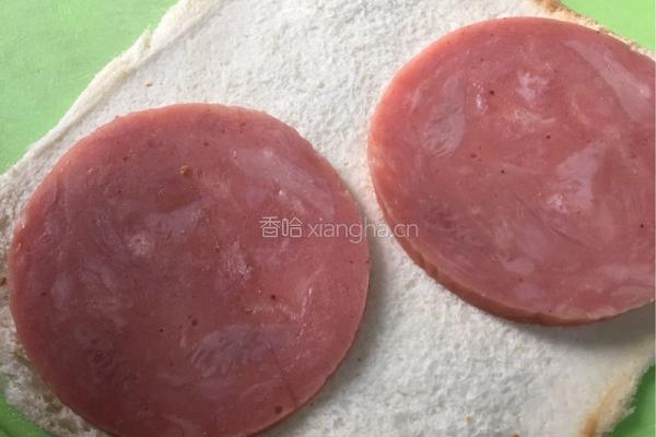 吐司火腿鸡蛋卷的做法图解3