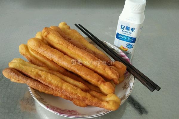 自制无铝油条的做法图解17