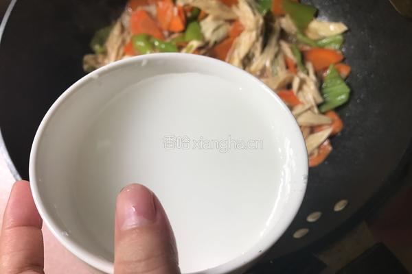 素炒腐竹的做法图解8