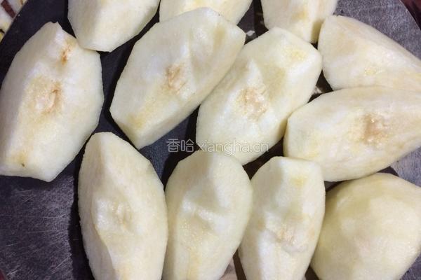 蜂蜜雪梨罐头的做法图解1