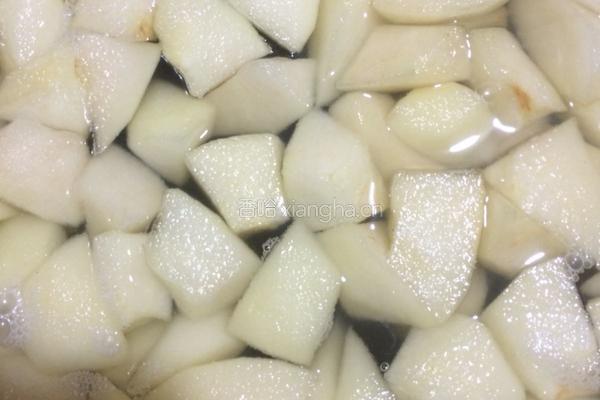 蜂蜜雪梨罐头的做法图解4