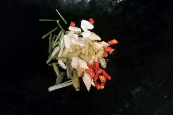 酸菜鱼片的做法图解7