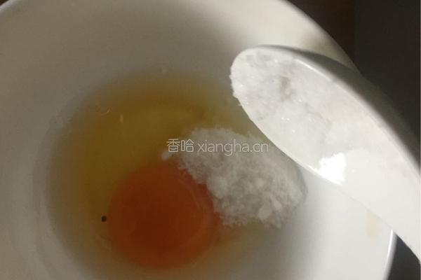 吐司面蛋奶烤布丁的做法图解3