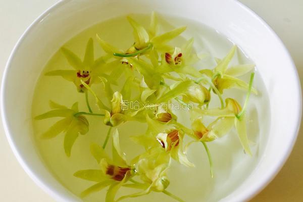 石斛花茶饮的做法图解2