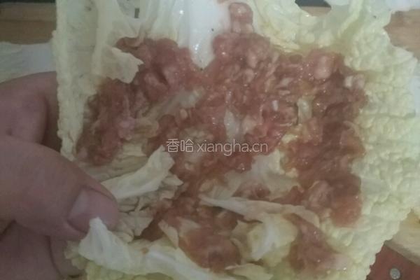 白菜肉卷的做法图解3