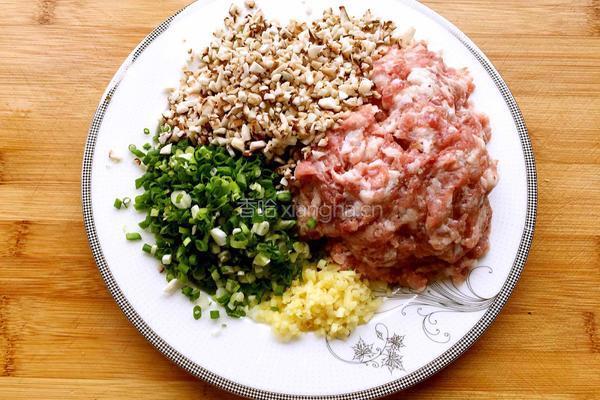 肉龙的做法图解5