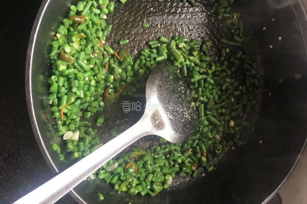 炒长豆角的做法图解2