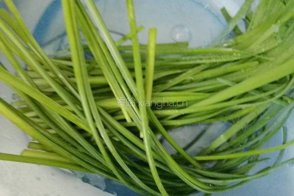 老北京韭菜烀饼的做法图解1