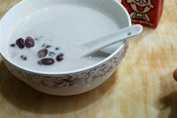 牛奶红豆汤的做法图解3
