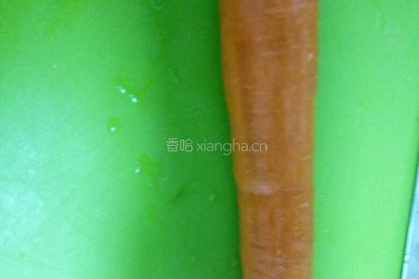花菜炒胡萝卜的做法图解1