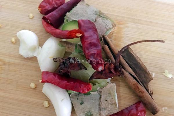 【御卤肉】的做法图解2