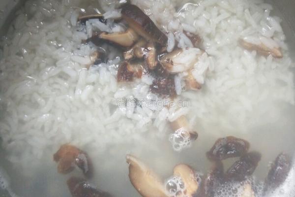 香菇瘦肉粥的做法图解6