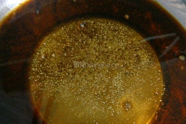 美味的酱油炒饭（蛋包饭）的做法图解3
