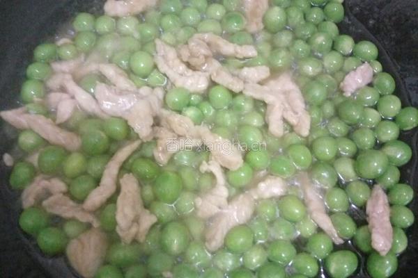 甜豆炒肉的做法图解4