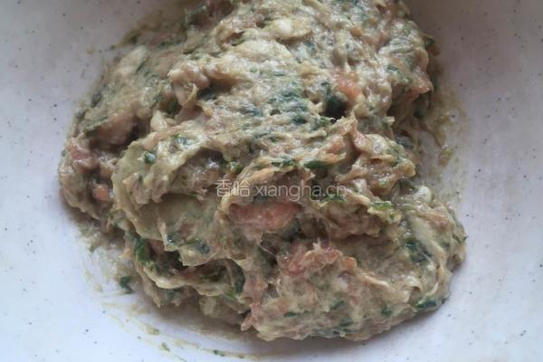猪肉大葱馅饼的做法图解1