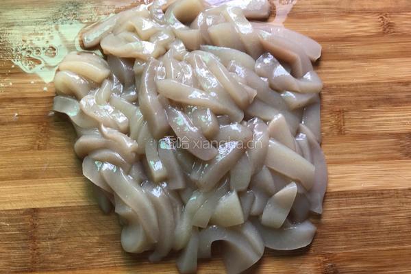 魔芋焖鸭的做法图解1