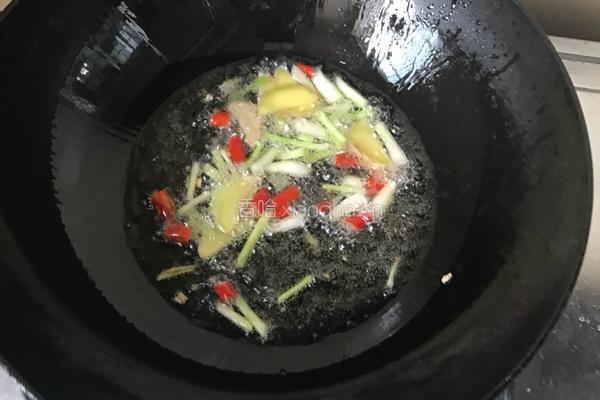梅干菜烧肉的做法图解3