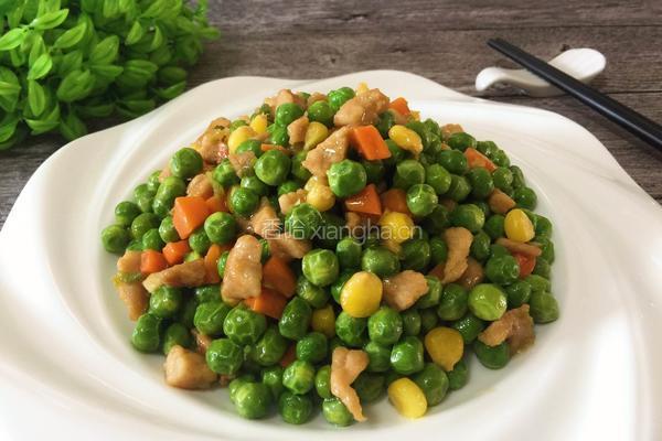 豌豆炒肉丁的做法图解9