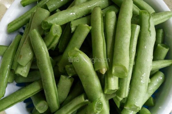 炒四季豆的做法图解1