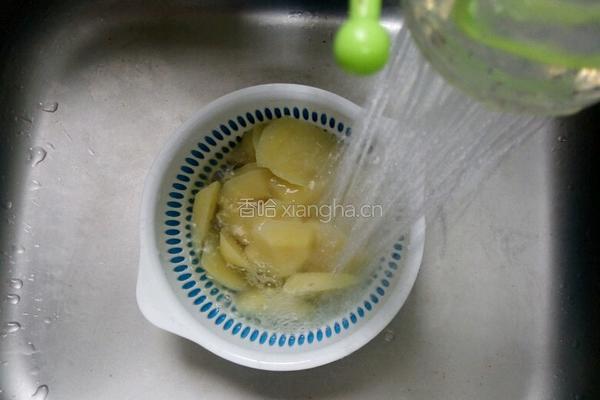 煎土豆（椒盐风味）的做法图解6