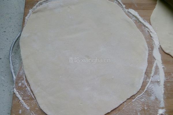 韭菜木耳薄饼的做法图解3