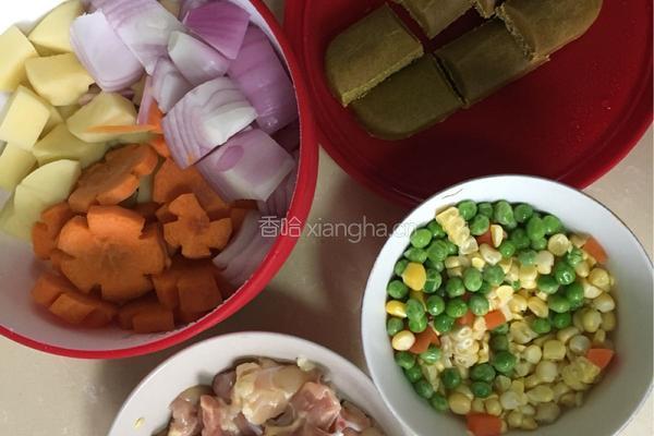 咖喱鸡饭的做法图解1