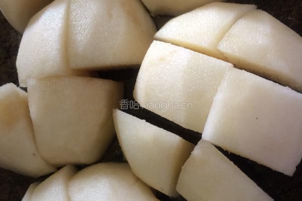 雪梨胡萝卜猪肺汤的做法图解3