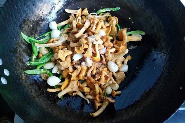 素炒黄丝菌的做法图解7