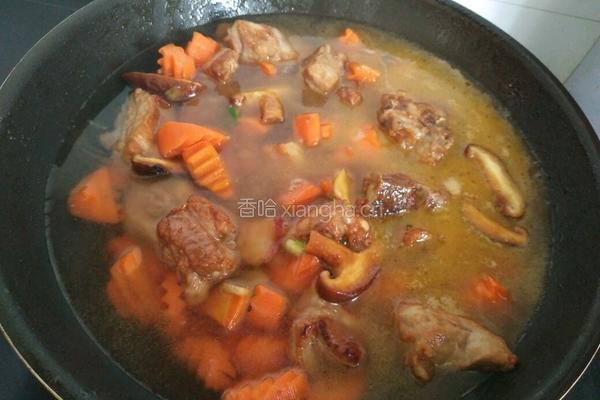 排骨炖五花肉的做法图解7