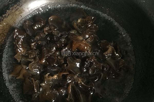 凉拌黑木耳的做法图解4