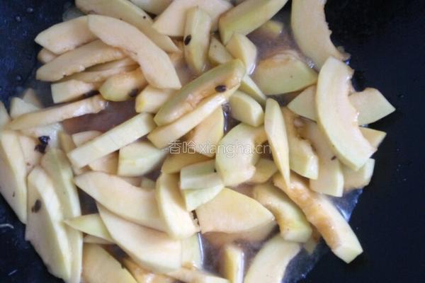 蒜粒豆豉炒南瓜的做法图解5