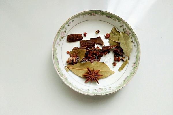 香辣紫苏田螺的做法图解4