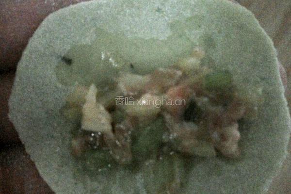 美味的菠菜皮芹菜饺子的做法图解21