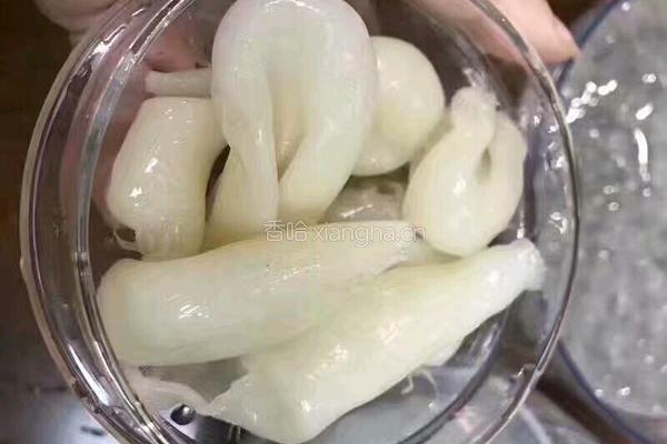 花胶奶冻的做法图解1