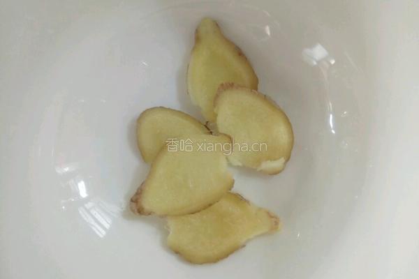 莲藕大骨汤的做法图解2